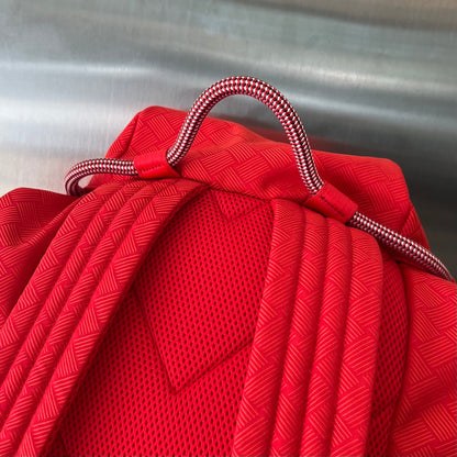 SAC À DOS ALTO 42 EN TISSU JACQUARD ROUGE CERISE