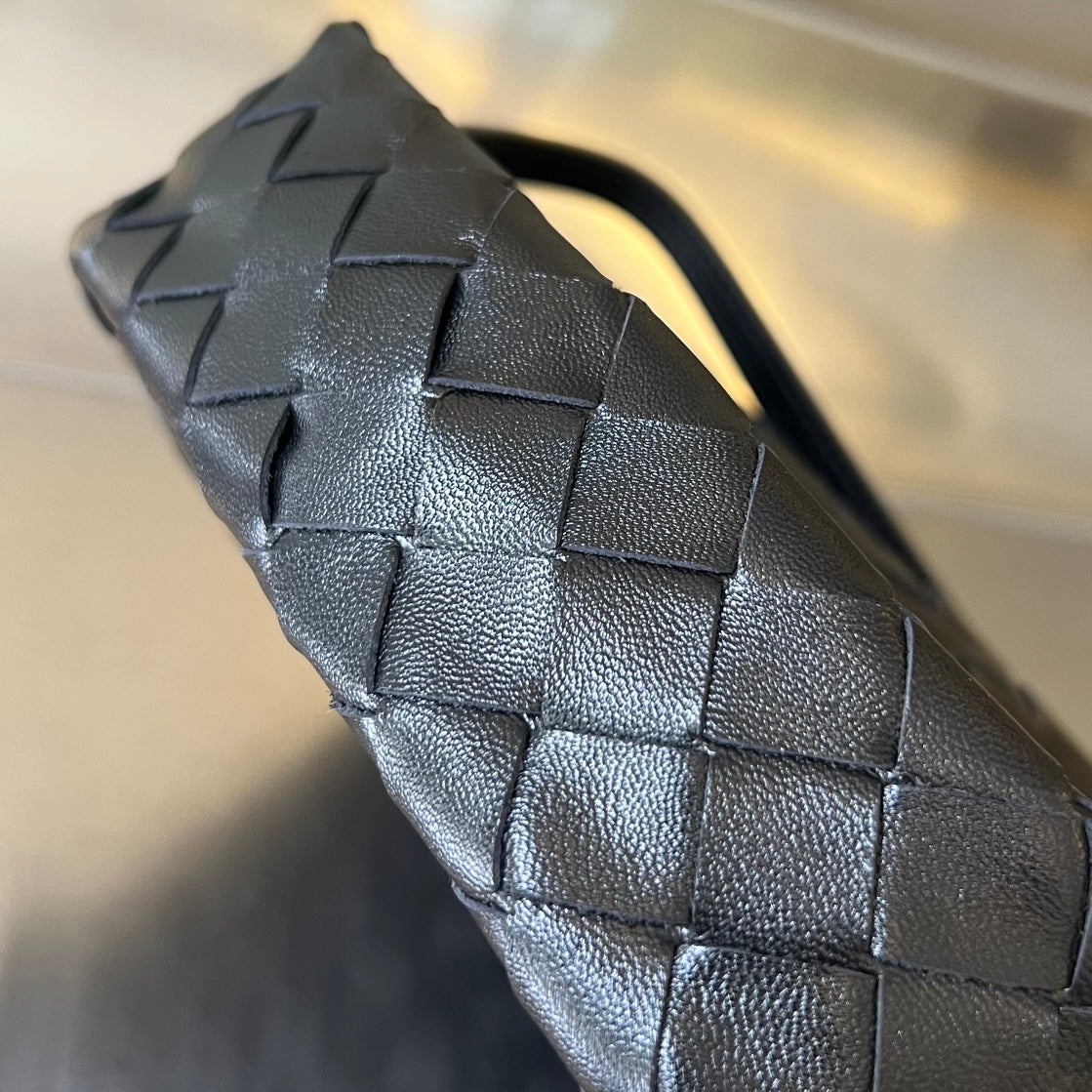 MINI HOP 25 EN CUIR DE VEAU NOIR