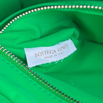 POCHETTE INTRECCIATO 26 EN VEAU VERT MALACHITE