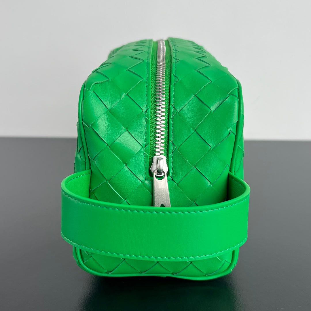 POCHETTE INTRECCIATO 26 EN VEAU VERT MALACHITE
