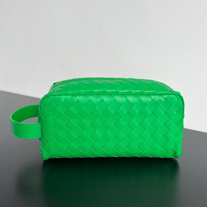 POCHETTE INTRECCIATO 26 EN VEAU VERT MALACHITE
