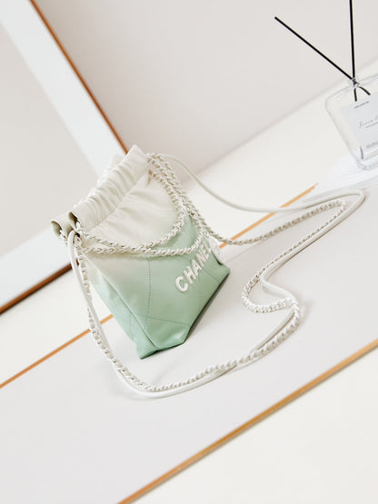 SAC HOBO CC MINI 20 EN CUIR DE VEAU BLANC MIX VERT CLAIR