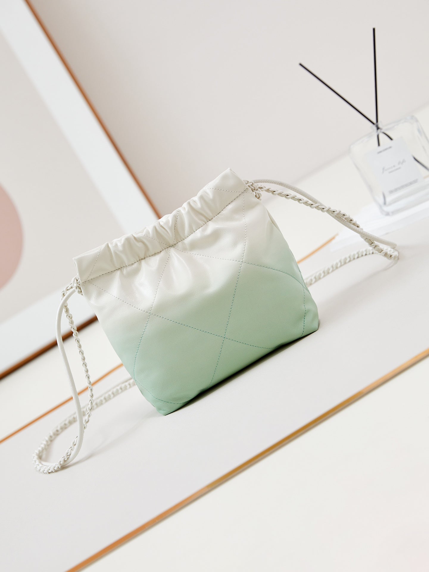 SAC HOBO CC MINI 20 EN CUIR DE VEAU BLANC MIX VERT CLAIR
