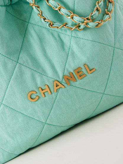 SAC CC CLASSIC MOYEN 37 EN TOILE BLEU TIFFANY