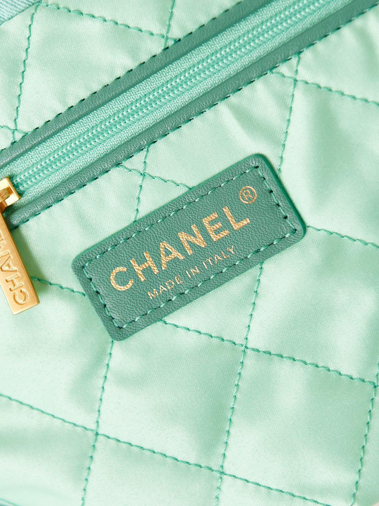 SAC CC CLASSIC MOYEN 37 EN TOILE BLEU TIFFANY