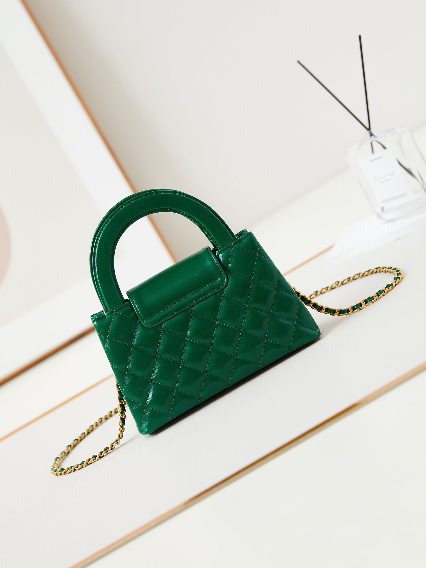 SAC SHOPPING CC KELLY MINI 19 EN CUIR DE VEAU VERT FORÊT