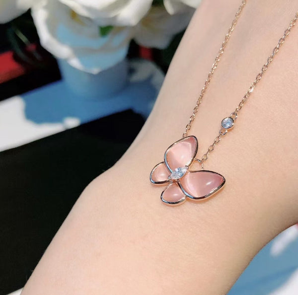 [Shinejoy]BUTTERFLY PINK MOTHER-OF-PEARL DIAMOND NECKLACE
