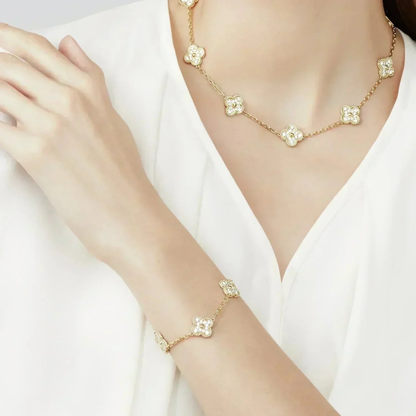 [Shinejoy] CLOVER 5 MOTIF FULL DIAMOND BRACELET COLLECTION