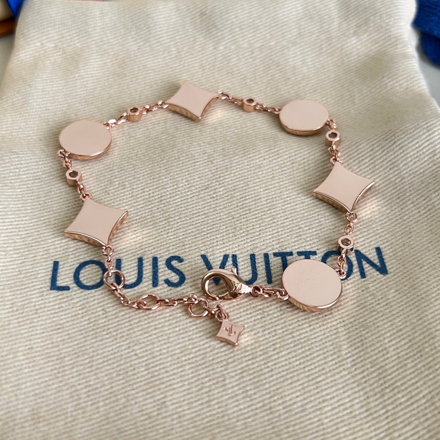 [Shinejoy]SIX FLOWERS PINK GOLD DIAMOND BRACELET