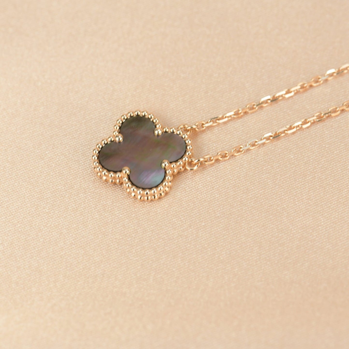 [Shinejoy]CLOVER 15MM  GRAY MOTHER OF PEARL NECKLACE