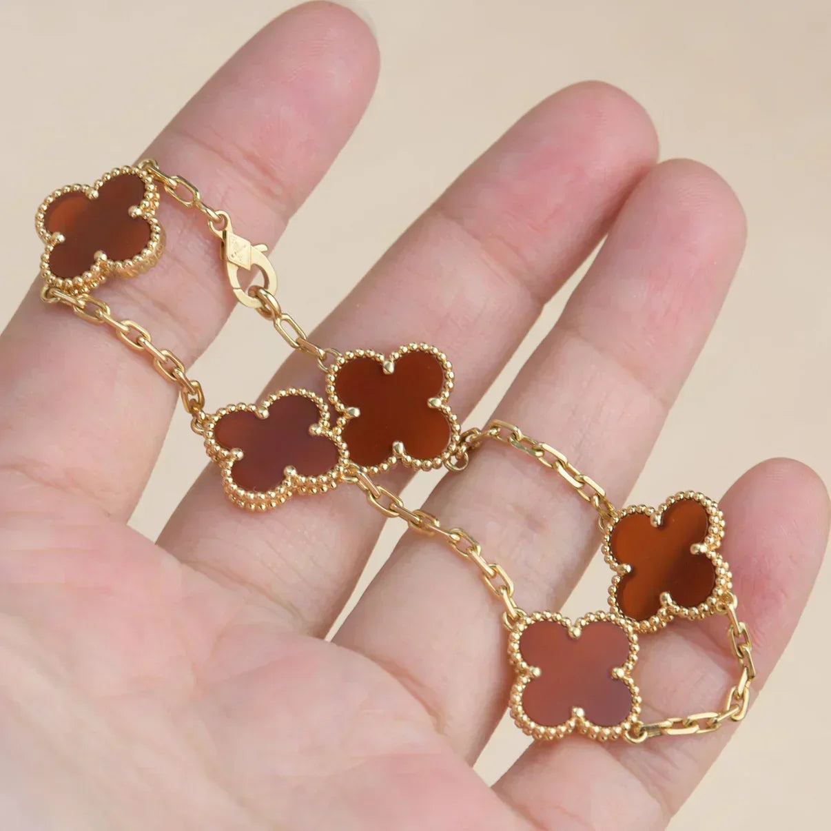 [Shinejoy] CLOVER 5 MOTIF RED CORNELIAN BRACELET COLLECTION