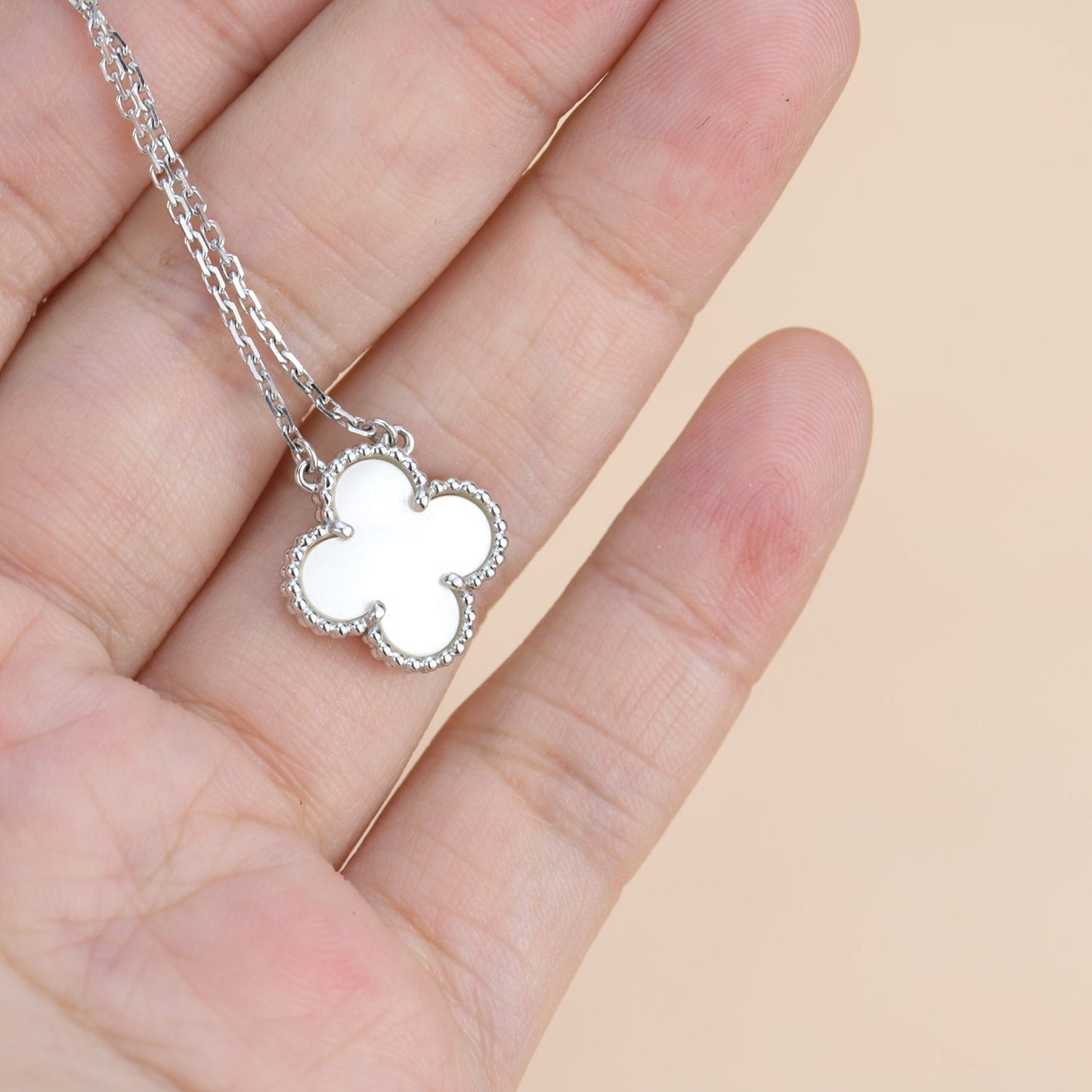 [Shinejoy]CLOVER  15MM WHITE MOTHER-OF-PEARL SILVER