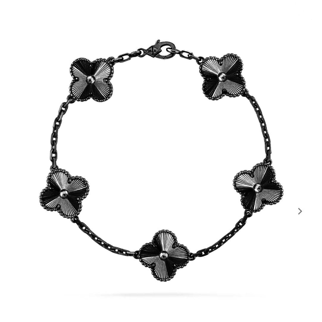 [Shinejoy]CLOVER 5 MOTIF BLACK BRACELET