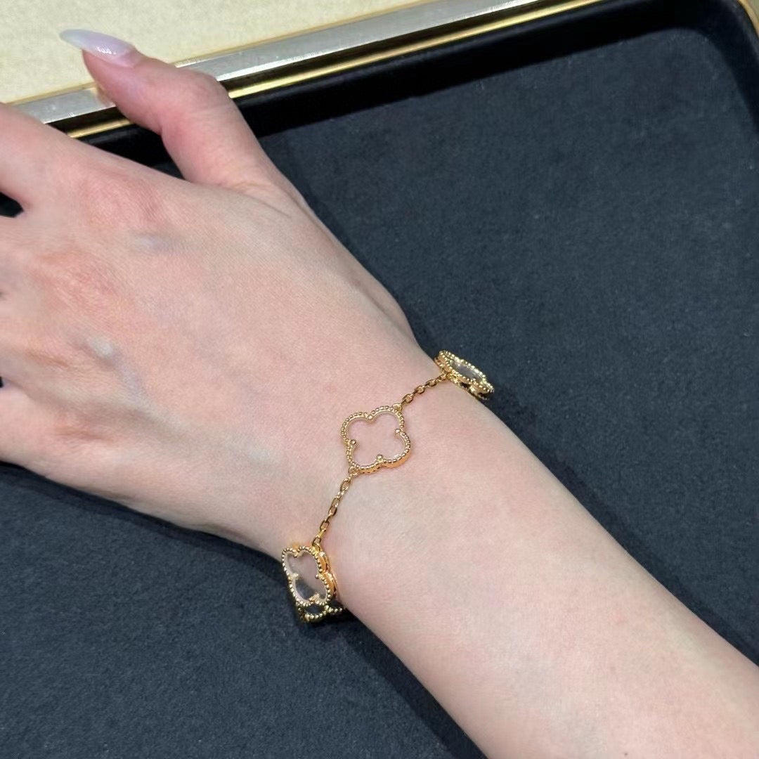[Shinejoy]CLOVER 5 MOTIF ROCK CRYSTAL BRACELET