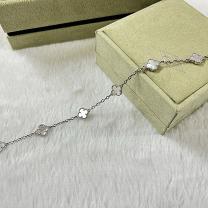 [Shinejoy]CLOVER 6 MOTIF WHITE MOP BRACELET-w