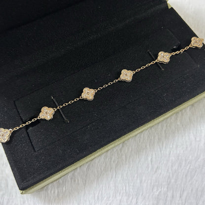 [Shinejoy]CLOVER 6 MOTIF DIAMOND BRACELET