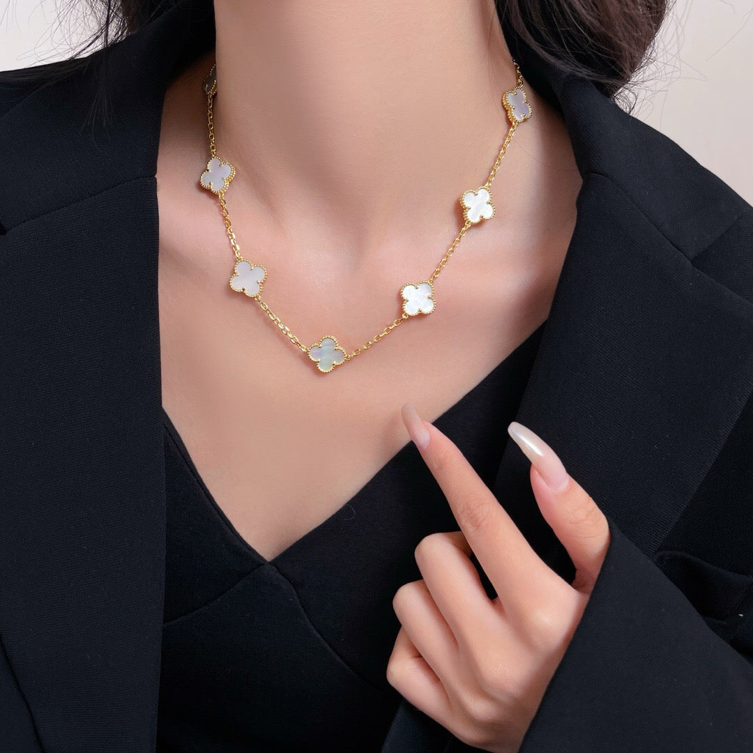 [Shinejoy]CLOVER 10 MOTIFS WHITE MOTHER OF PEARL NECKLACE