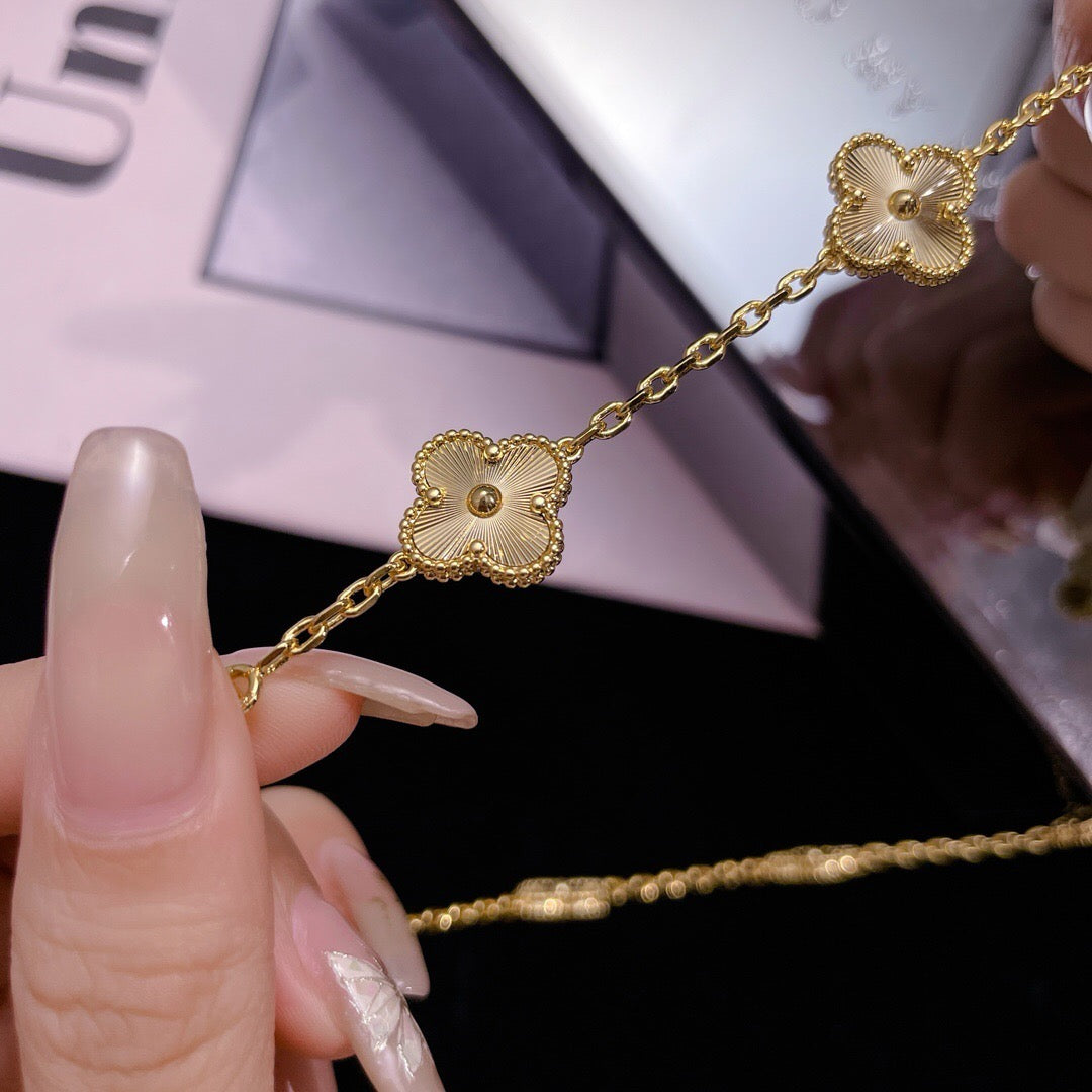 [Shinejoy]CLOVER 10 MOTIFS LASER NECKLACE