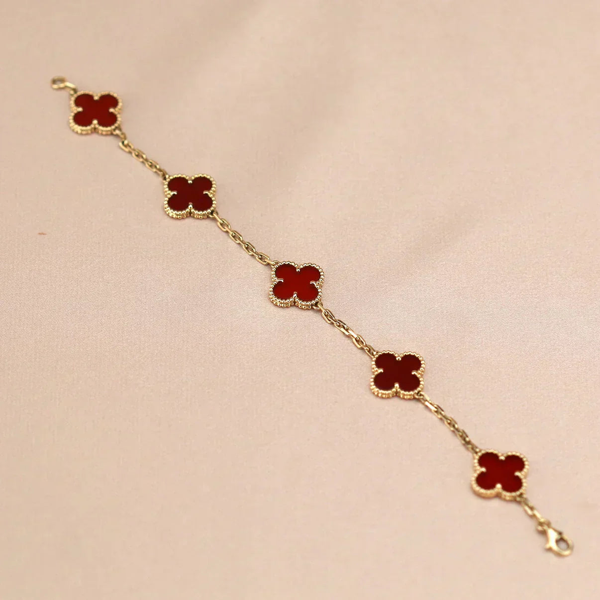 [Shinejoy] CLOVER 5 MOTIF RED CORNELIAN BRACELET COLLECTION