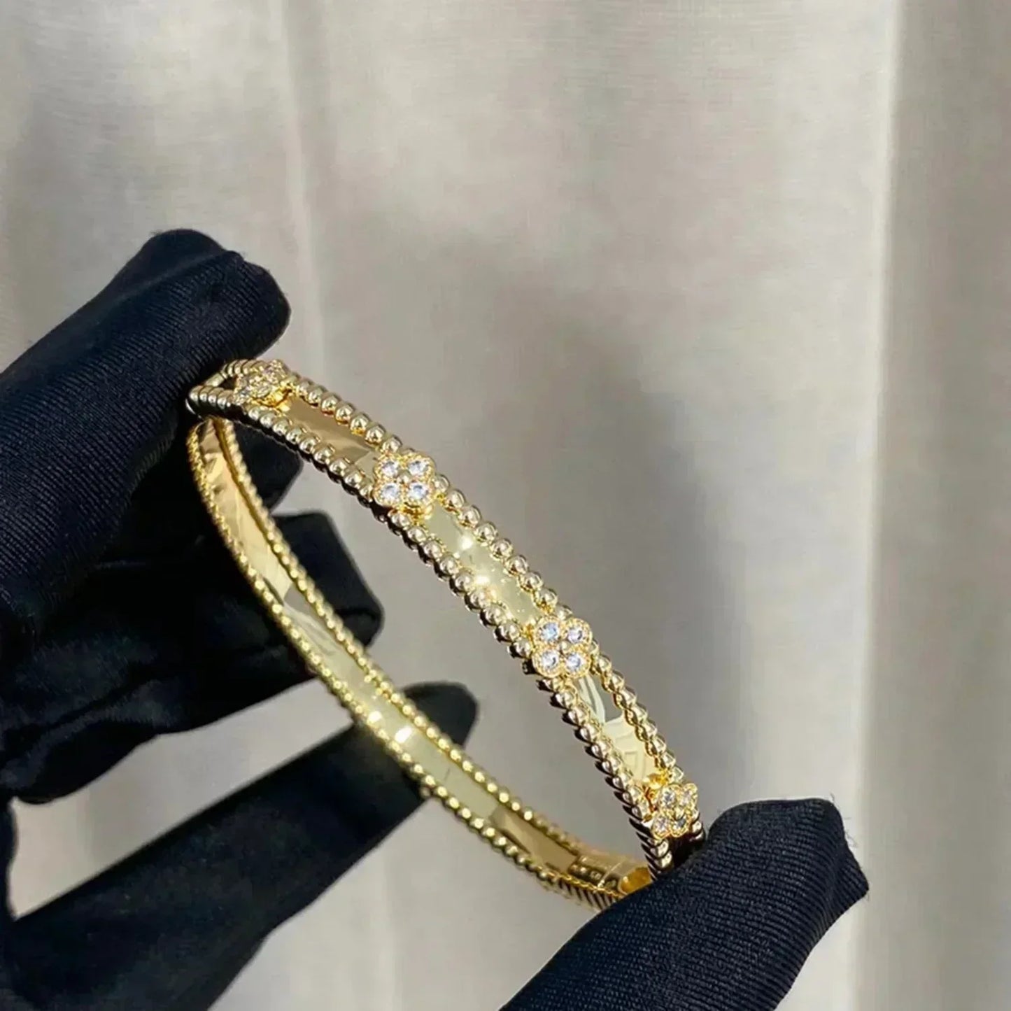 [Shinejoy]CLOVER BRACELET 4MM DIAMONDS