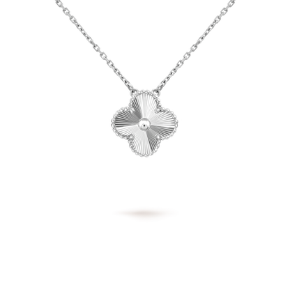 [Shinejoy]CLOVER 15MM LASER NECKLACE SILVER