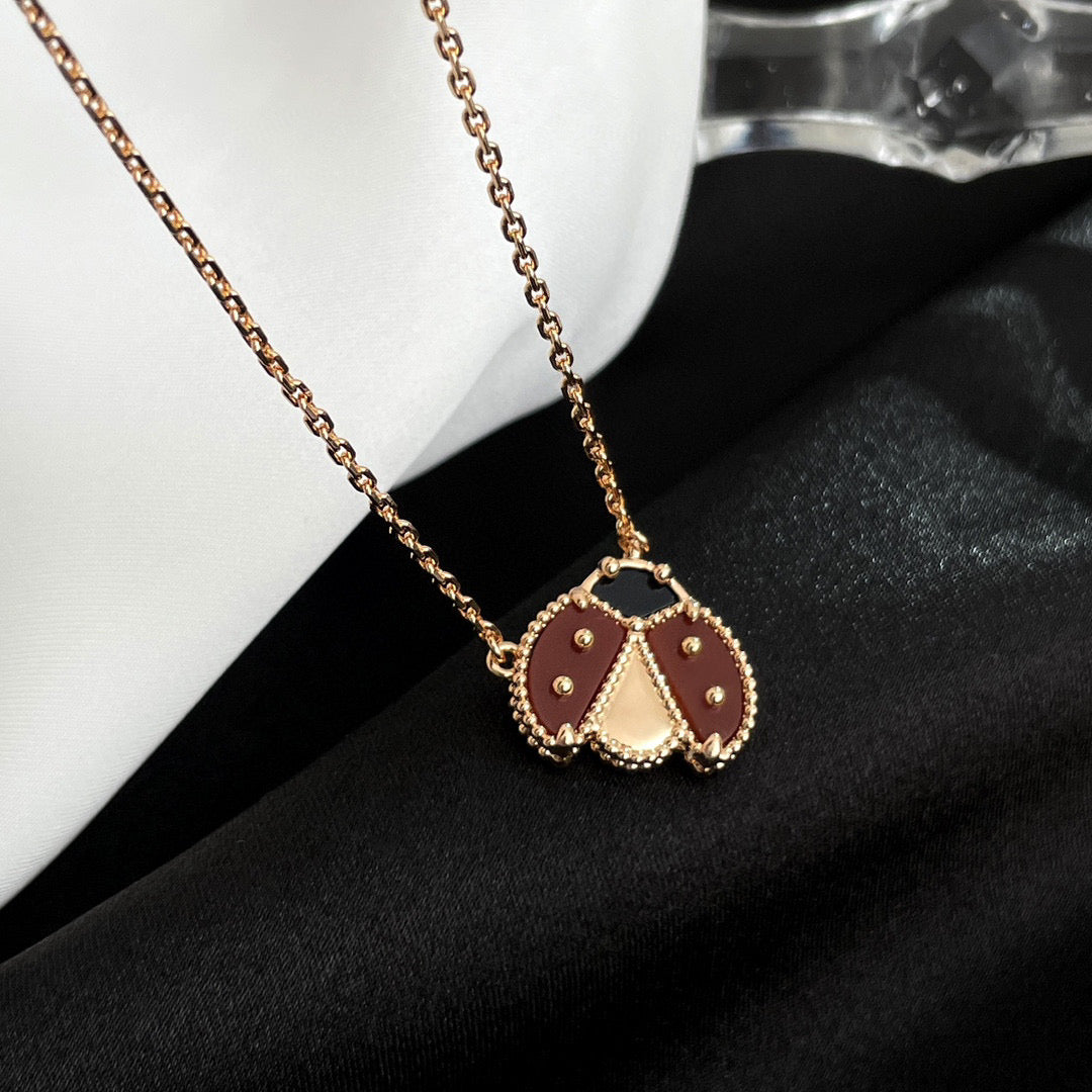 [Shinejoy]LUCKY  CARNELIANS LADYBUG NECKLACE