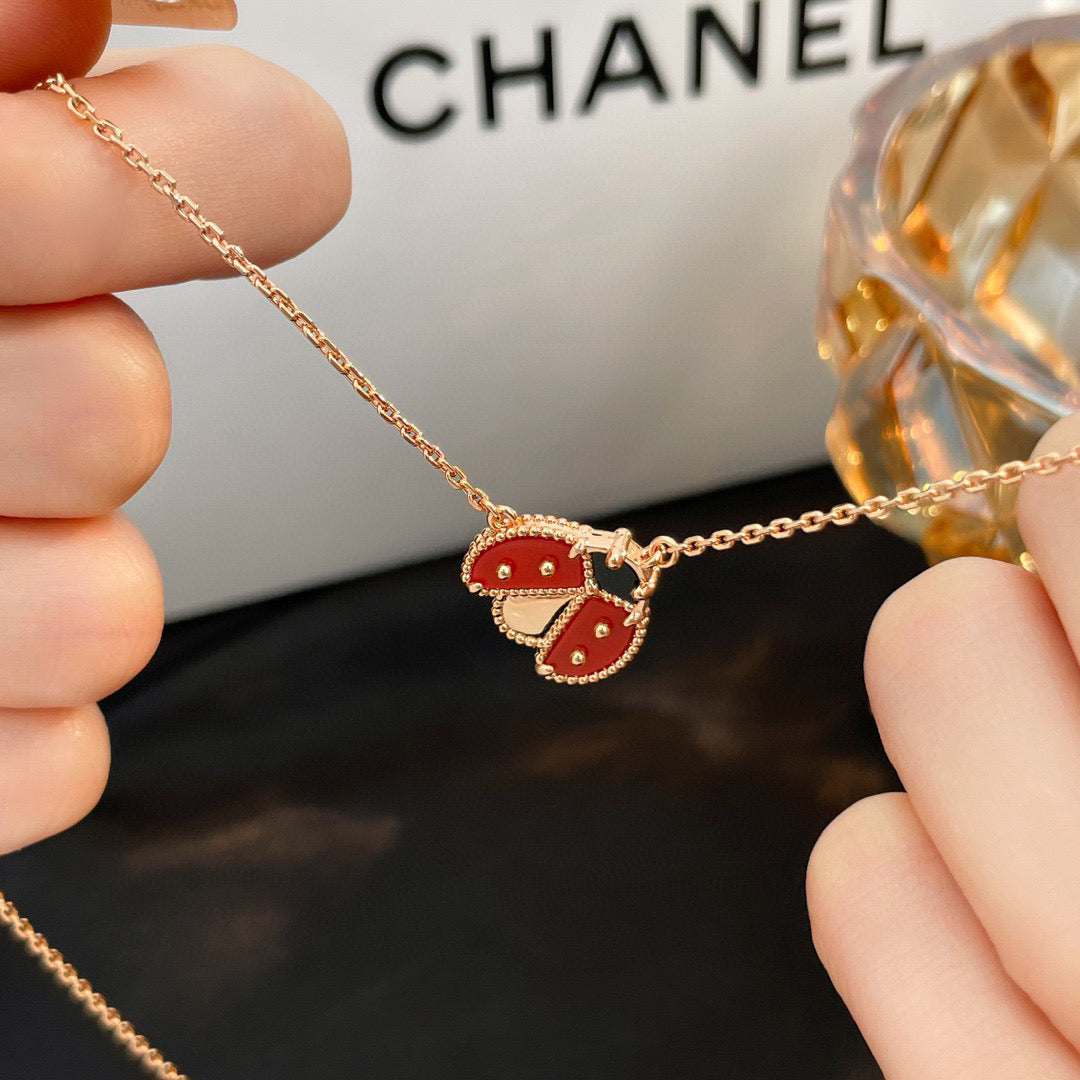 [Shinejoy]LUCKY  CARNELIANS LADYBUG NECKLACE
