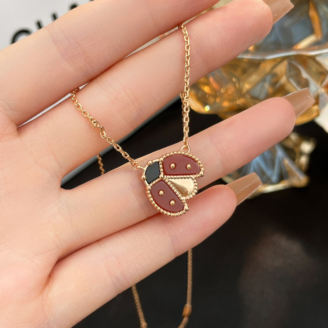 [Shinejoy]LUCKY  CARNELIANS LADYBUG NECKLACE