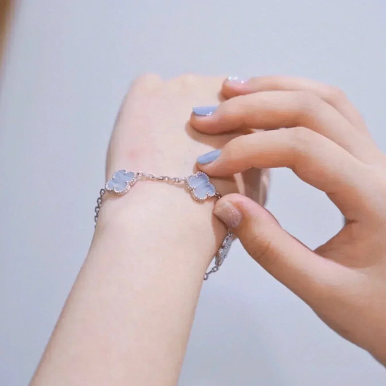 [Shinejoy] CLOVER 5 MOTIF PURPLE CHALCEDONY BRACELET COLLECTION