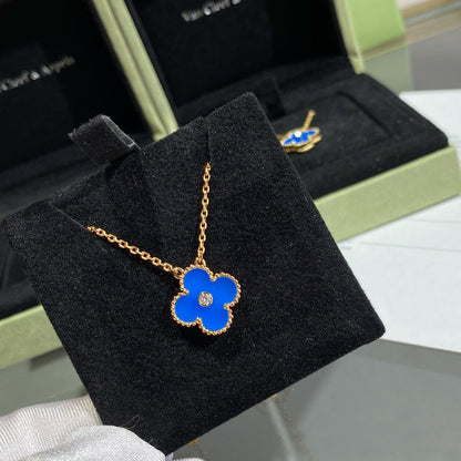 [Shinejoy]CLOVER 15MM DIAMOND AND BLUE AGATE NECKLACE