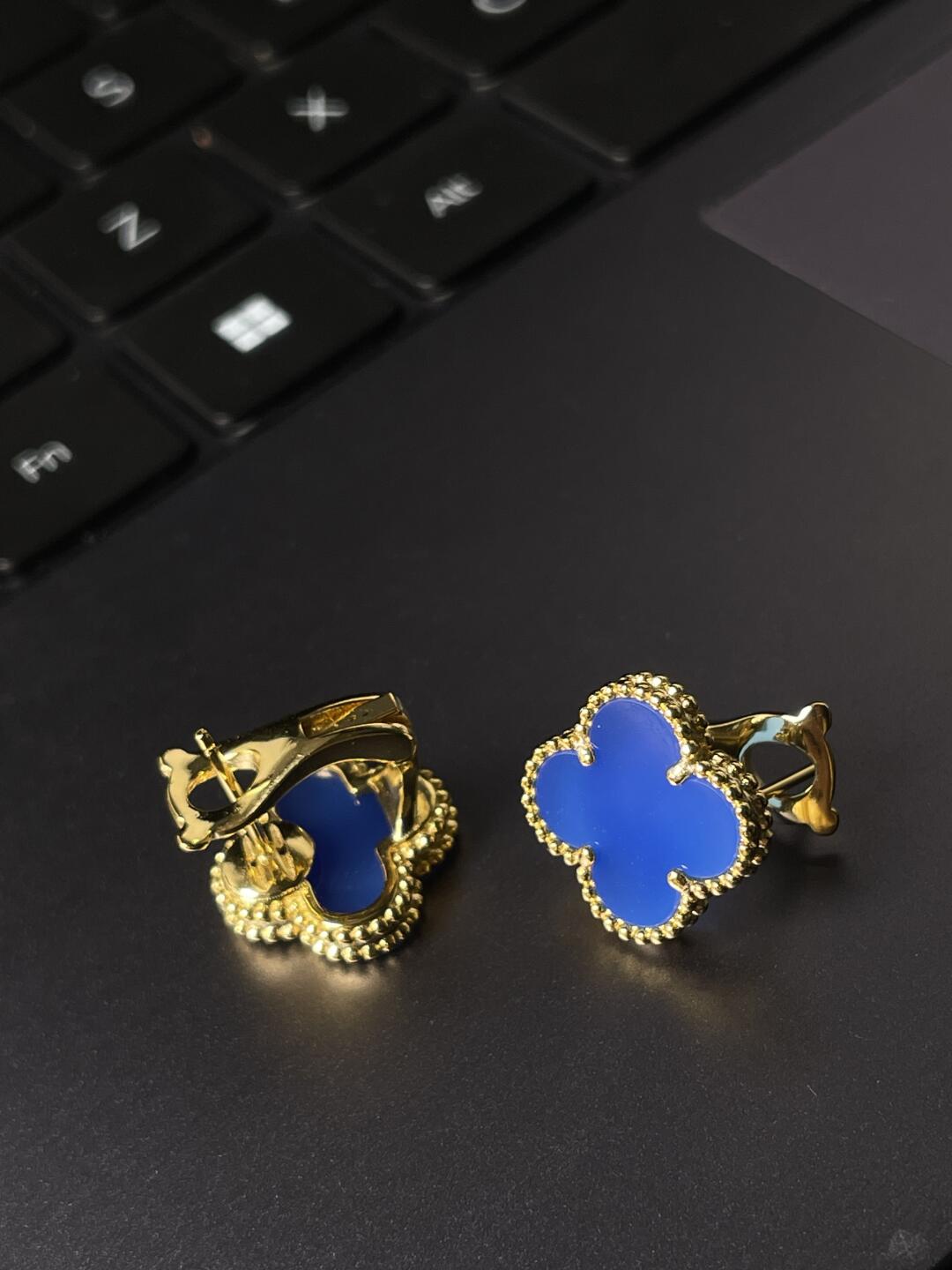 [Shinejoy] CLOVER LARGE (20mm) 1 MOTIFS BLUE MOP STUD EARRINGS