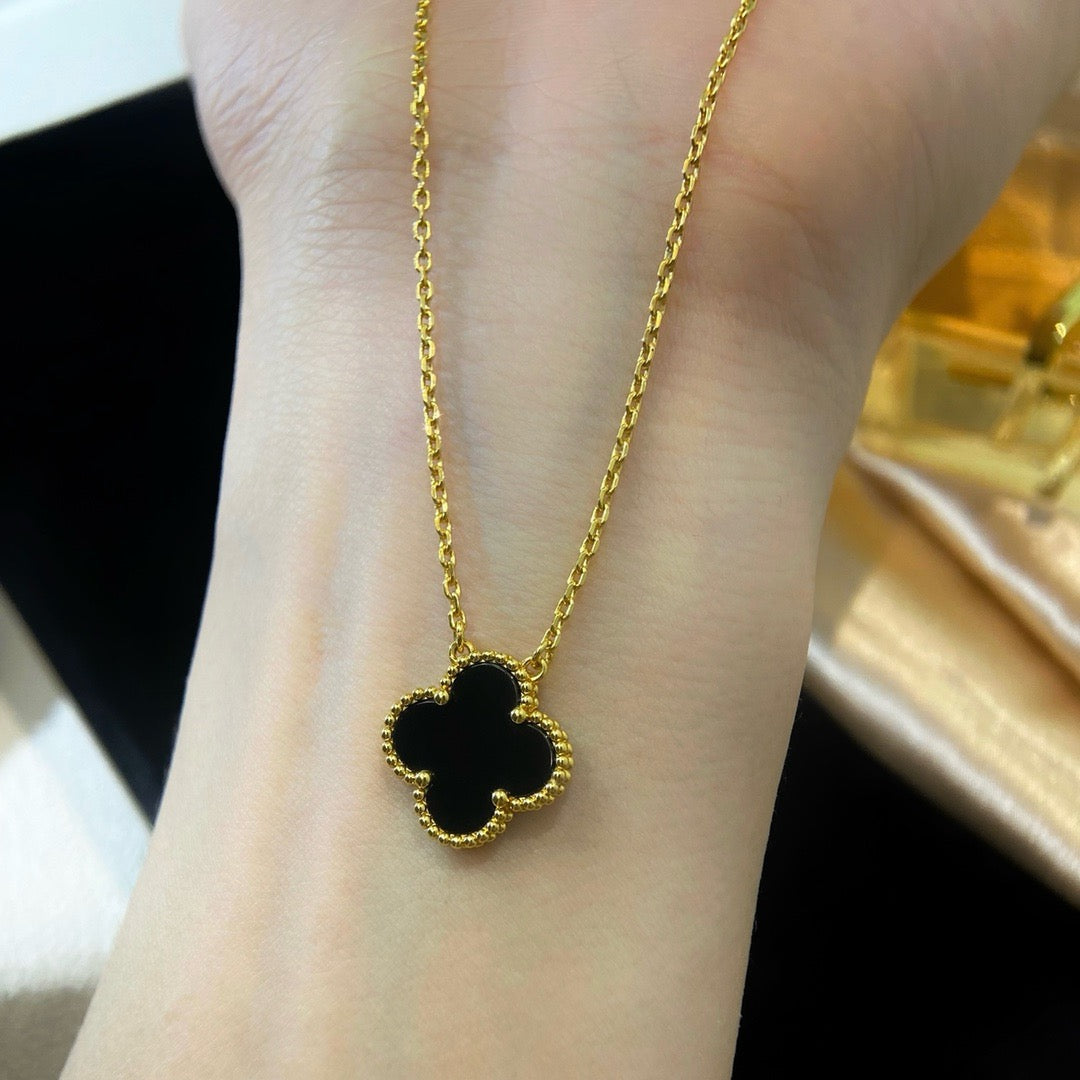 [Shinejoy]CLOVER 15MM BLACK ONYX SINGLE FLOWER NECKLACE