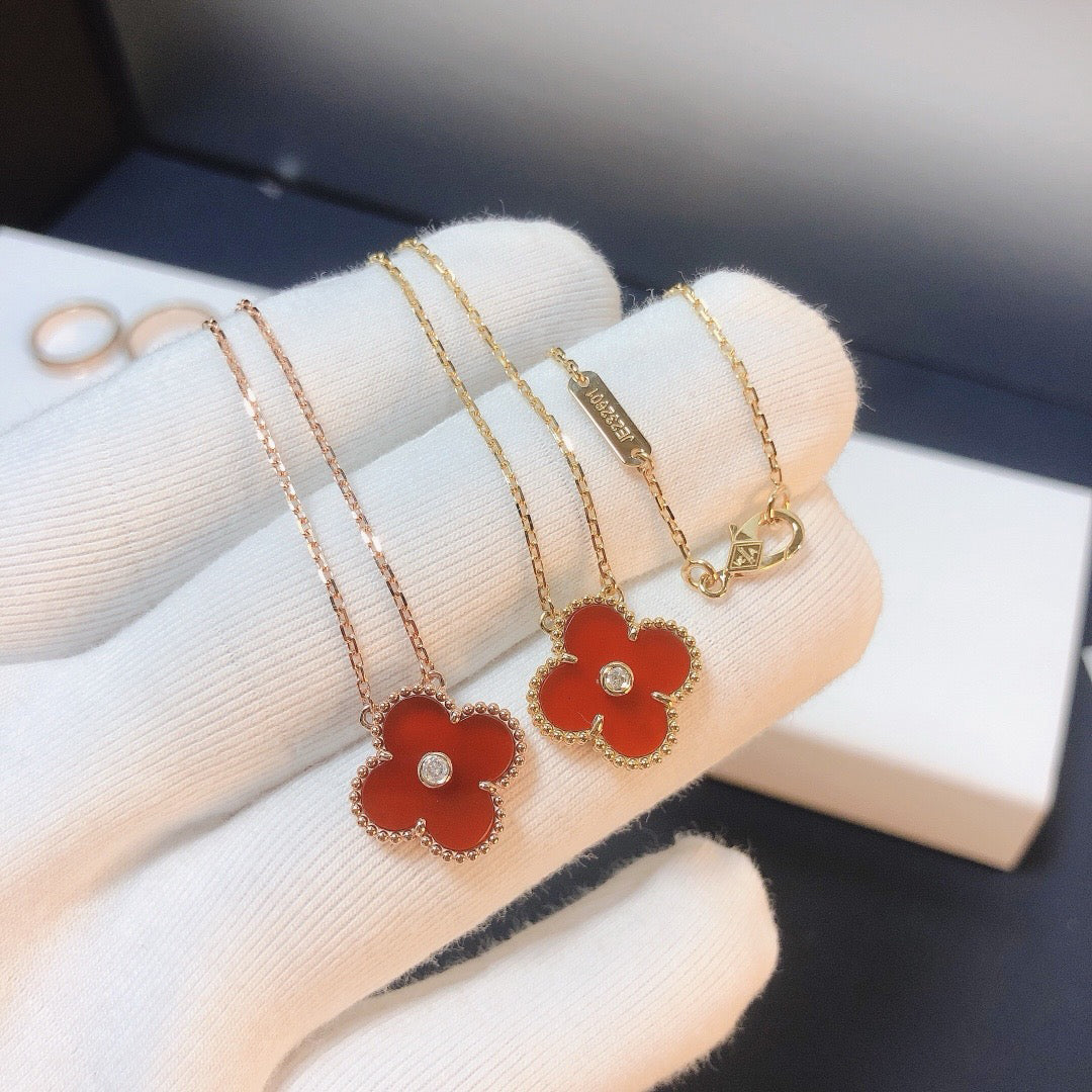 [Shinejoy]CLOVER 15MM DIAMOND CARNELIAN NECKLACE