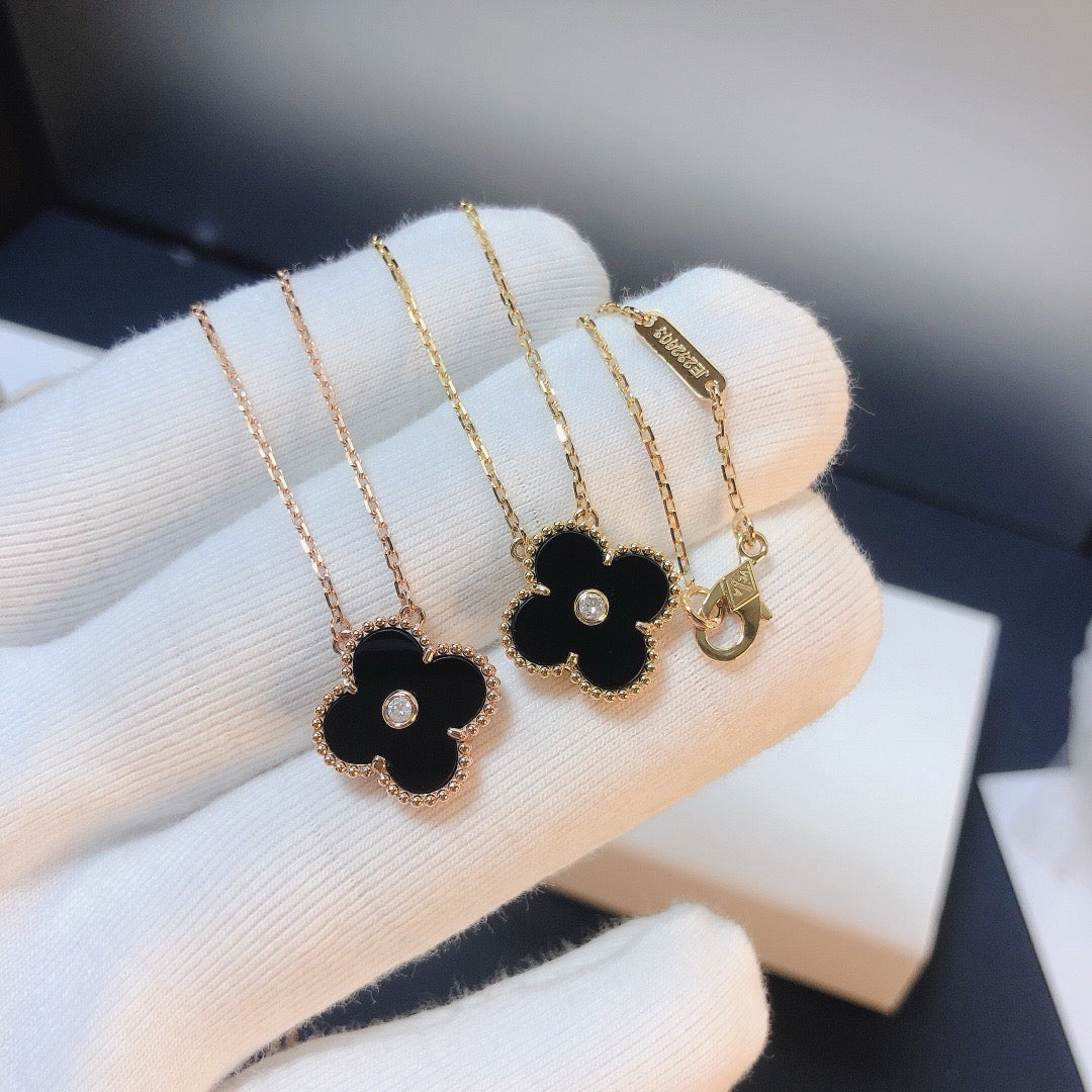 [Shinejoy]CLOVER 15MM DIAMOND ONYX NECKLACE