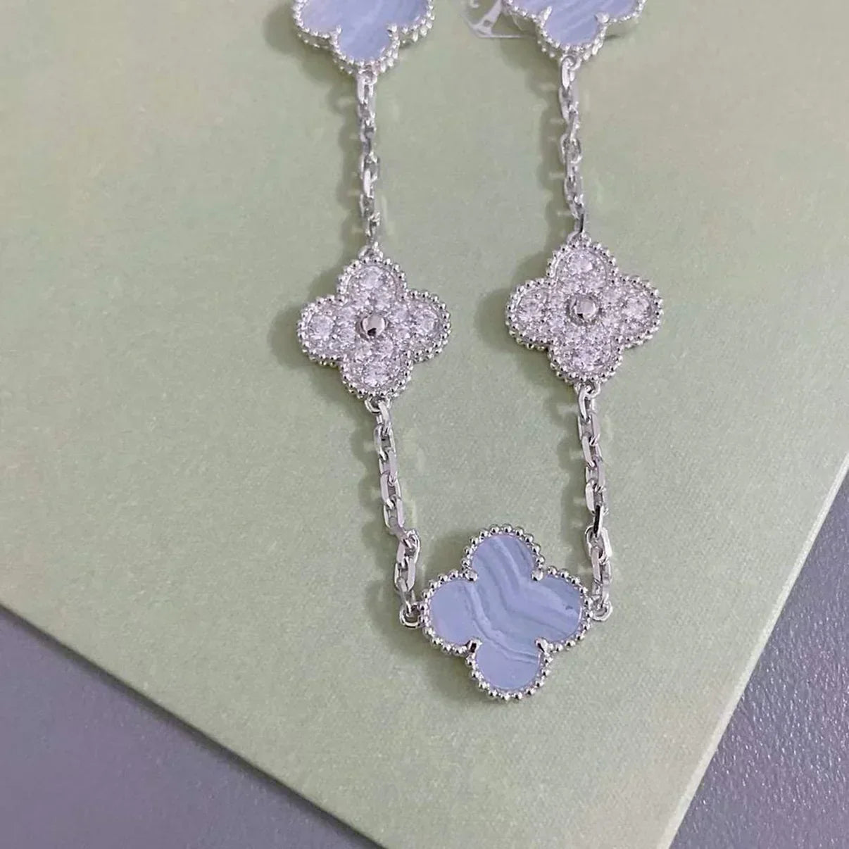[Shinejoy] CLOVER 5 MOTIF PURPLE CHALCEDONY BRACELET COLLECTION