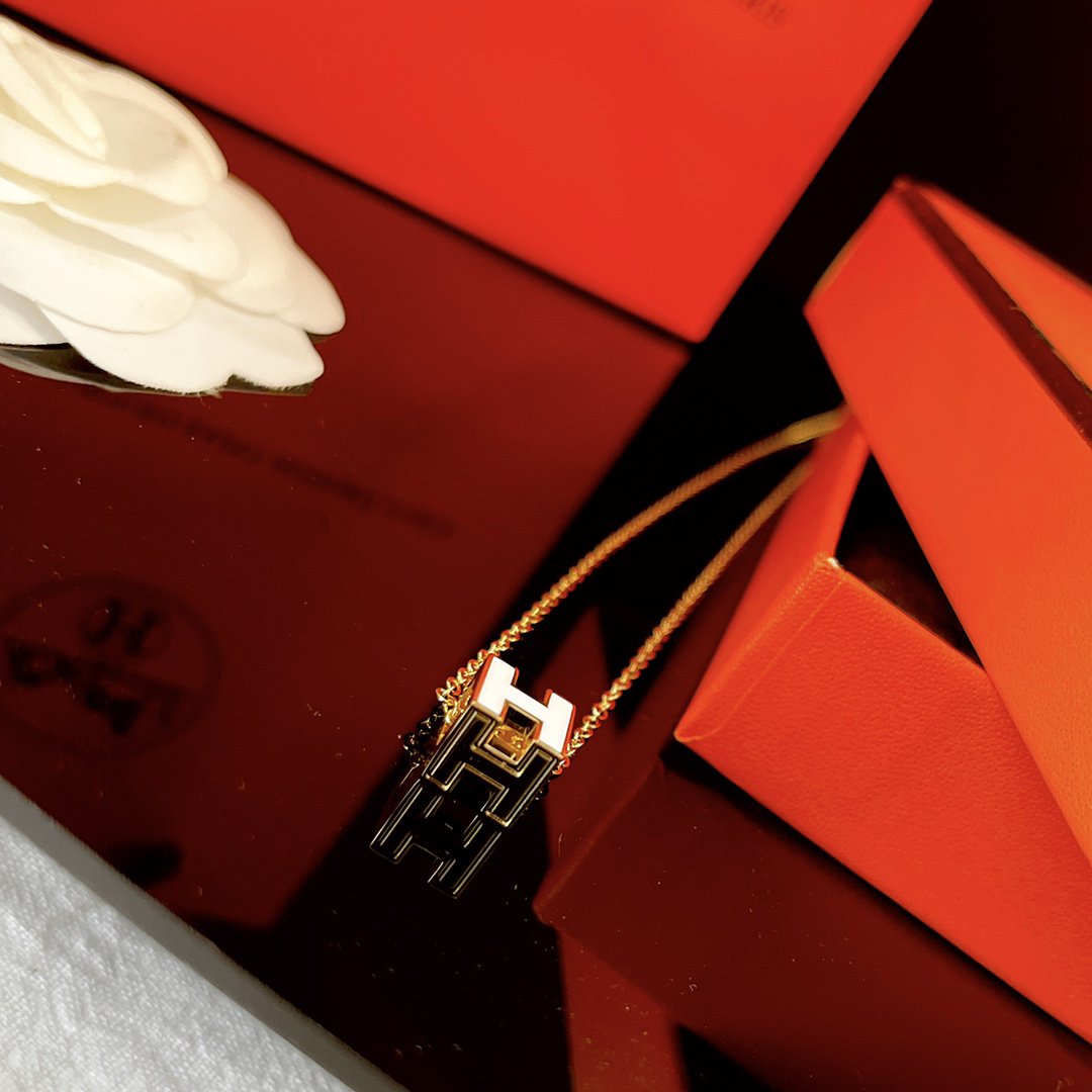 [Shinejoy]H WHITE SQUARE GOLD NECKLACE