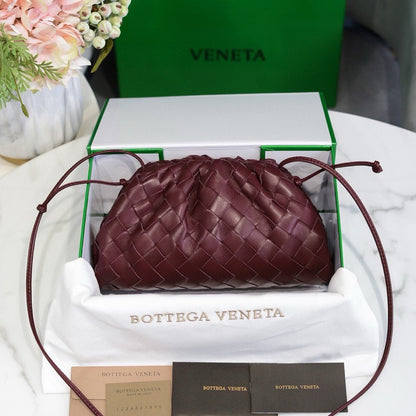 POCHETTE INTRECCIATO 22 EN AGNEAU BOURGOGNE