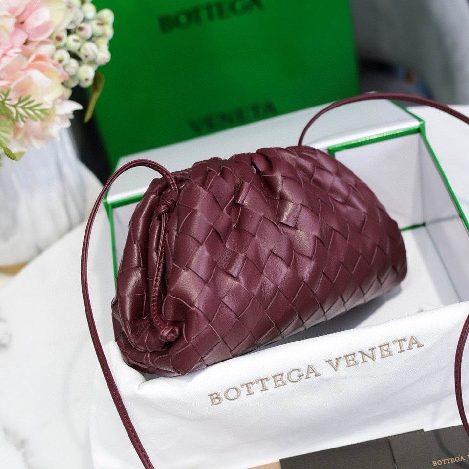 POCHETTE INTRECCIATO 22 EN AGNEAU BOURGOGNE