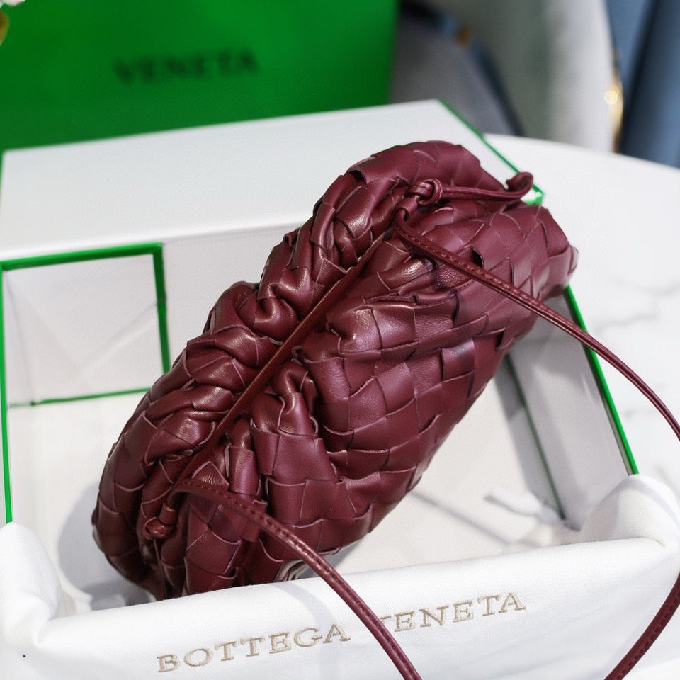 POCHETTE INTRECCIATO 22 EN AGNEAU BOURGOGNE