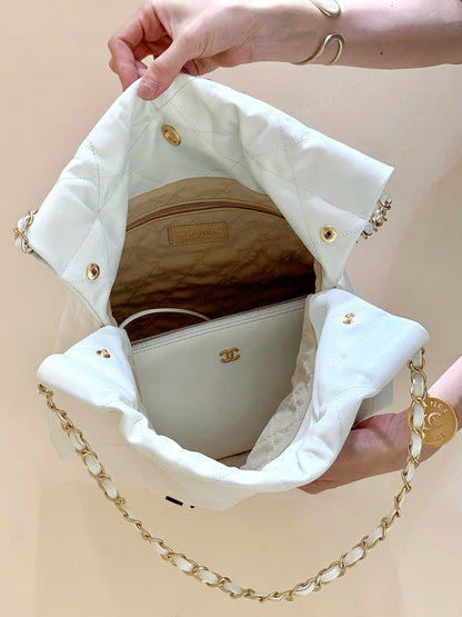 SAC HOBO CC 37 BLANC CUIR D'AGNEAU CC NOIR ACCASTILLAGE DORÉ