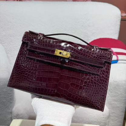 HM KELLY MINI 22 BORDEAUX RED AMERICAN ALLIGATOR GOLD BUCKLE (MADE-TO-ODER)