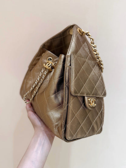 SAC À MAIN CHANEL 25 MOYEN EN CUIR DE VEAU MARRON DORÉ AVEC ACCASTILLAGE DORÉ