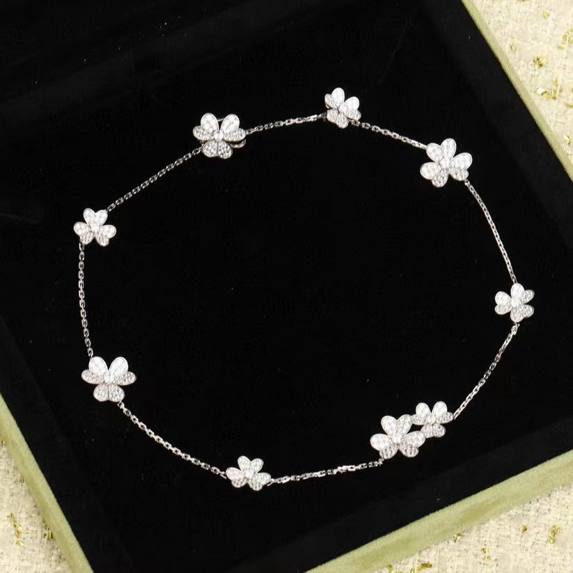 [Shinejoy]FRIVOLE SILVER 9 FLOWERS NECKLACE