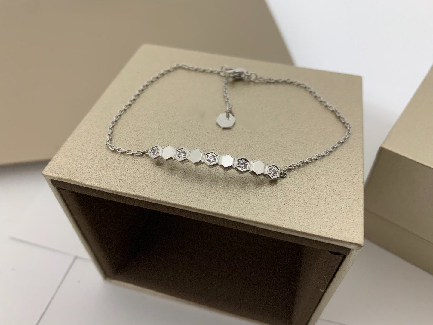 [Shinejoy]BEE LOVE BRACELET DIAMOND