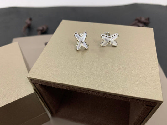 [Shinejoy]JEUX DE WHITE MOP SILVER DIAMOND EARRINGS