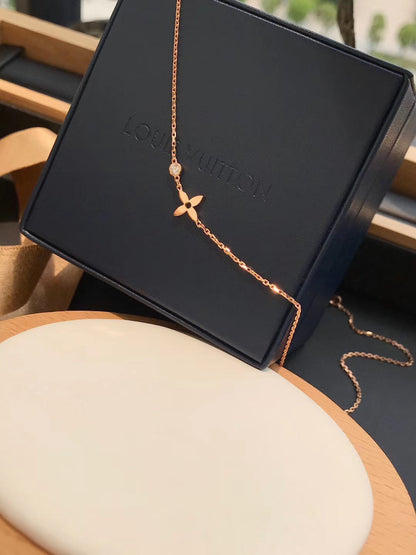 [Shinejoy]BLOSSOM PENDANT PINK GOLD AND DIAMOND