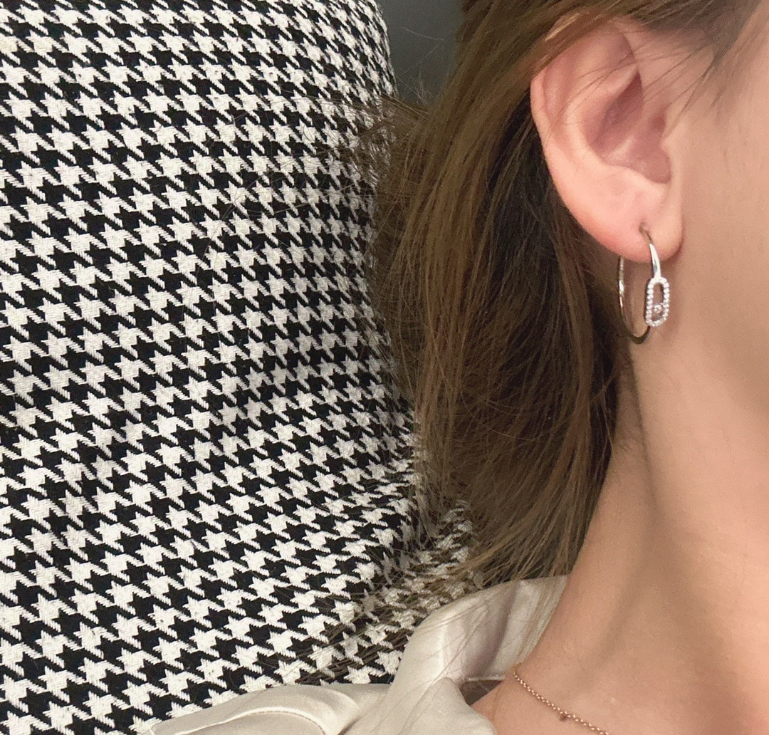 [Shinejoy]CREOLES MOVE UNO PM DIAMOND EARRINGS