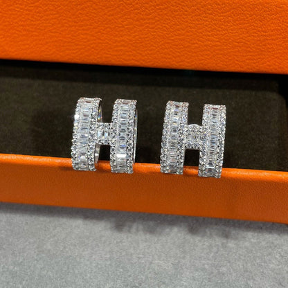[Shinejoy]H STUD EARRINGS WITH SILVER DIAMONDS