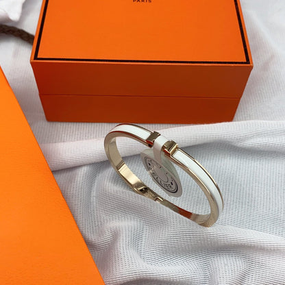 [Shinejoy]CLASSIC HM CLIC WHITE 8MM ENAMEL BRACELET