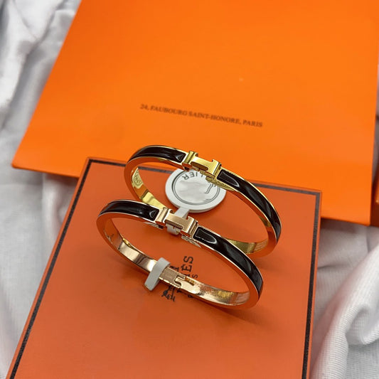 [Shinejoy]CLASSIC HM CLIC BLACK 8MM ENAMEL BRACELET